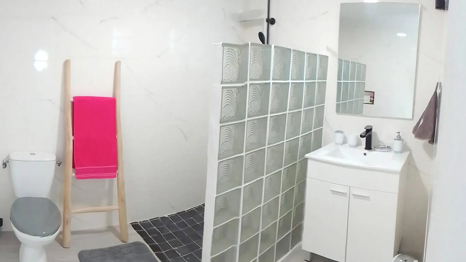 Appartement Charmant A Sainte Luce Avec Piscine Privee 60 M² Martinique